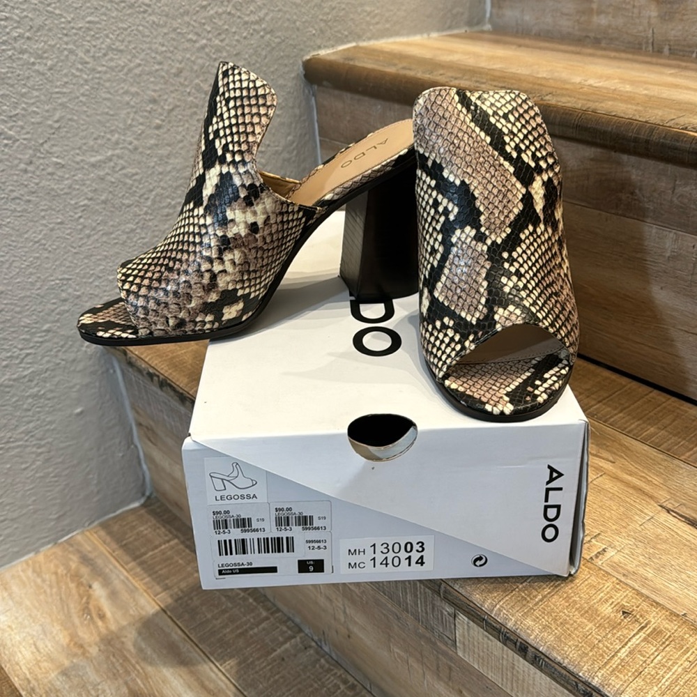 Women’s Aldo heels, snake print, size 9